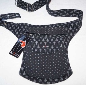 Moshiki Hot Belt MADRID #8 geräumige Hüfttasche mit praktischen Unterteilungen 178/23 schwarz 